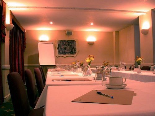 Templars Hotel And Restaurant Baldock Ngoại thất bức ảnh